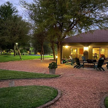 Rip Van Winkel Guest House Lephalale 外观 照片